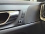 Volvo V60 2.0 T5 Inscription | Panoramadak | Apple Carplay | Leder | Stoelverwarming