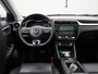 MG MG ZS EV Luxury 45 kWh | Pano | Carplay | Warmtepomp | Cruise control | Elektrisch verwarmde en verstelbare stoelen |