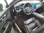 Volvo XC60 2.0 T6 Plug-in hybrid AWD Plus Dark | SOH:100% | Trekhaak | 360° Camera | 21" | Schuif/Kantel Panoramadak | Standkachel | Adaptive Cruise | Stoel/stuur verwarming | Power Seats | Memory | Extra getint glas |