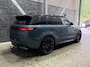 Land Rover Range Rover Sport 3.0 P460e Dynamic HSE | Luchtvering | Massage | Trekhaak | Panoramadak | 23” Gloss Black | Meridian 3D | 360° Camera | Head-Up | ACC