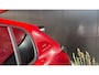 Peugeot 208 1.2 Hybrid 145 e-DCS6 GT | Navigatie | Carplay | Adaptieve Cruise | Camera | | Achteruitrijcamera | Apple Carplay/Android Auto|telefoonintegratie premium | Armsteun voor