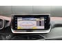 Peugeot 208 1.2 Hybrid 145 e-DCS6 GT | Navigatie | Carplay | Adaptieve Cruise | Camera | | Achteruitrijcamera | Apple Carplay/Android Auto|telefoonintegratie premium | Armsteun voor