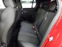 Peugeot 208 1.2 Hybrid 145 e-DCS6 GT | Navigatie | Carplay | Adaptieve Cruise | Camera | | Achteruitrijcamera | Apple Carplay/Android Auto|telefoonintegratie premium | Armsteun voor