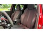Peugeot 208 1.2 Hybrid 145 e-DCS6 GT | Navigatie | Carplay | Adaptieve Cruise | Camera | | Achteruitrijcamera | Apple Carplay/Android Auto|telefoonintegratie premium | Armsteun voor
