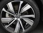 Volvo XC40 Recharge P8 AWD R-Design | Automaat | Apple Carplay / Android Auto | Virtual Cockpit | Stoel- Stuurverwarming | Elektrische Achterklep | Achteruitrijcamera | Navigatie | Climate Control | Cruise Control | Lichtmetalen Velgen |