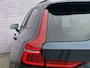 Volvo V60 2.0 B3 Essential | Trekhaak | Leder | Adaptive Cruise | Stoelverwarming V+A | Stuurverwarming | 18"velgen | Extra getint glas | Google infortainment |