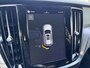 Volvo V60 2.0 B3 Essential | Trekhaak | Leder | Adaptive Cruise | Stoelverwarming V+A | Stuurverwarming | 18"velgen | Extra getint glas | Google infortainment |
