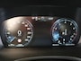 Volvo V60 2.0 B3 R-Design | Trekhaak | Stoelverwarming | Stuurverwarming | Adaptive Cruise | Power Seats | Memory | Extra getint glas | Camera | Parkeersensoren V+A | Apple Carplay/Android auto |