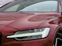 Volvo V60 2.0 B3 R-Design | Trekhaak | Stoelverwarming | Stuurverwarming | Adaptive Cruise | Power Seats | Memory | Extra getint glas | Camera | Parkeersensoren V+A | Apple Carplay/Android auto |