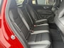 Volvo V60 2.0 B3 R-Design | Trekhaak | Stoelverwarming | Stuurverwarming | Adaptive Cruise | Power Seats | Memory | Extra getint glas | Camera | Parkeersensoren V+A | Apple Carplay/Android auto |
