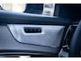 Volvo XC90 2.0 T8 Plug-in hybrid AWD Ultra Black Ed. Exec. | Geventileerd leder | Head-up Display | Schuif-/kanteldak | Bowers & Wilkins Premium Audio | Luchtvering | Gelaagd Glas | Adaptieve Cruise Control | Trekhaak