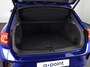 Volkswagen T-Roc 1.5 TSI R-Line 150 pk Automaat (DSG) | Verlengde garantie | Navigatie | Panoramadak | Trekhaak (afneembaar) | Parkeersensoren (Park assist) | Achteruitrijcamera | Black Style pakket | R-Line |