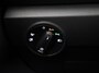 Volkswagen T-Roc 1.5 TSI R-Line 150 pk Automaat (DSG) | Verlengde garantie | Navigatie | Panoramadak | Trekhaak (afneembaar) | Parkeersensoren (Park assist) | Achteruitrijcamera | Black Style pakket | R-Line |