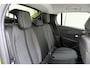 Peugeot 208 1.2 Hybrid e-DCS6 Allure | 110PK | AUTOMAAT | Parkeersensoren Achter | Draadloze Apple Carplay & Android Auto | Cruise Control | DAB+ | Privacy Glas achter | LED |