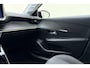 Peugeot 208 1.2 Hybrid e-DCS6 Allure | 110PK | AUTOMAAT | Parkeersensoren Achter | Draadloze Apple Carplay & Android Auto | Cruise Control | DAB+ | Privacy Glas achter | LED |