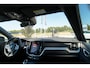 Volvo XC60 T6 Plug-in hybrid AWD Plus Dark Long Range | Harman Kardon | Dealer onderhouden | 21 inch | Schuif/kanteldak | Adaptieve cruise control | Trekhaak | Stoelverwarming |