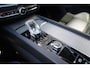 Volvo XC60 T6 Plug-in hybrid AWD Plus Dark Long Range | Harman Kardon | Dealer onderhouden | 21 inch | Schuif/kanteldak | Adaptieve cruise control | Trekhaak | Stoelverwarming |