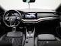 Skoda Octavia Combi 1.4 TSI RS iV PHEV Business | Automaat | Panorama dak | Virtual cockpit | Matrix LED | Stoel verwarming | Navigatie | Apple CarPlay / Android Auto | Sportstoelen | Lichtmetalen velgen | Parkeersensoren | Keyless Start | Sfeerverlichting |