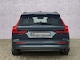 Volvo V60 2.0 B3 Momentum Advantage | Trekhaak | Cruise Control | Parkeersensoren V+A | Parkeercamera | Apple Carplay/Android Auto | 17"LM Velgen | Volvo on Call |