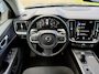 Volvo V60 2.0 B3 Momentum Advantage | Trekhaak | Cruise Control | Parkeersensoren V+A | Parkeercamera | Apple Carplay/Android Auto | 17"LM Velgen | Volvo on Call |