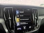 Volvo V60 2.0 B3 Momentum Advantage | Trekhaak | Cruise Control | Parkeersensoren V+A | Parkeercamera | Apple Carplay/Android Auto | 17"LM Velgen | Volvo on Call |