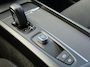 Volvo V60 2.0 B3 Momentum Advantage | Trekhaak | Cruise Control | Parkeersensoren V+A | Parkeercamera | Apple Carplay/Android Auto | 17"LM Velgen | Volvo on Call |