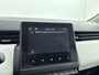Renault Clio 1.0 TCe 90Pk Evolution | Navigatie | Apple Carplay/Android Auto | Parkeersensoren Voor & Achter | Achteruitrijcamera | Lichtmetalen Velgen | Elektrisch Inklapbare Spiegels | Airconditioning | Privacy Glass |