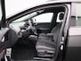 Volkswagen ID.4 77kWh 150kW Pro Performance Business | Automaat | Navigatie | Climate control | Parkeer sensoren | LMV | LED | Camera | Apple carplay | DAB | Trekhaak