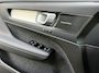 Volvo XC40 2.0 B4 Plus Dark | Trekhaak | 2.000KG Trekgewicht | Winterwielenset €995 | Harman Kardon Audio | Achteruitrijcamera | Parkeersensoren | Keyless Entry | Elektrische Achterklep | Elektrisch Verstelbare Voorstoelen | Stoelverwarming | Google Navigatie | Apple Carplay | Android Auto | Lichtmetalen Velgen 18 inch