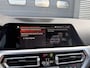 BMW 3-Serie 320i xDrive High Executive Edition | Navigatie | Head-Up Display | DAB | Privacy Glass | Lederen Bekleding |
