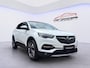 Opel Grandland X 1.6 Turbo Ultimate /Apple Carplay & Android/Panodak/Dode-hoek sens./Keyless/Stoel & Stuurverw./Trekhaak/Climate & Cruise Control/18" LMV/(MET GARANTIE*)