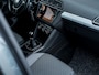 Volkswagen Tiguan 1.5 TSI Comfortline Business | Origineel NL | 1e Eigenaar | LED Koplampen | Navigatie | Camera | Climate Control | Adaptieve Cruise Control | Stoelverwarming | LED Achterlichten | Elektrische Klep | Apple Carplay | Android Auto | Lichtmetalen Velgen |