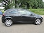 Opel Corsa 1.4-16V Color Edition + Parkeersensoren