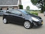 Opel Corsa 1.4-16V Color Edition + Parkeersensoren