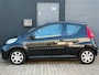 Peugeot 107 1.0-12V Black & Silver AIRCO APK TOERENTELLER