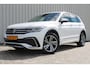Volkswagen Tiguan 1.4 TSI eHybrid R-Line Business+ | Incl. 12 maanden garantie | SOH 92% | Stoel/stuurverwarming | Parkeercamera | Wegklapbare trekhaak | DAB radio | Apple carplay/Android auto | 100% dealer onderhouden |