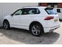 Volkswagen Tiguan 1.4 TSI eHybrid R-Line Business+ | Incl. 12 maanden garantie | SOH 92% | Stoel/stuurverwarming | Parkeercamera | Wegklapbare trekhaak | DAB radio | Apple carplay/Android auto | 100% dealer onderhouden |