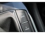 Volkswagen Tiguan 1.4 TSI eHybrid R-Line Business+ | Incl. 12 maanden garantie | SOH 92% | Stoel/stuurverwarming | Parkeercamera | Wegklapbare trekhaak | DAB radio | Apple carplay/Android auto | 100% dealer onderhouden |