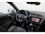 Volkswagen Tiguan 1.4 TSI eHybrid R-Line Business+ | Incl. 12 maanden garantie | SOH 92% | Stoel/stuurverwarming | Parkeercamera | Wegklapbare trekhaak | DAB radio | Apple carplay/Android auto | 100% dealer onderhouden |