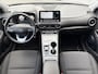 Hyundai Kona Electric EV Fashion 39 kWh / SOH 100% / Fabrieksgarantie accu tot 20-05-2030 / Stuur-/Stoelverwarming / Navigatie / Apple Carplay/Android Auto / Achteruitrijcamera / 3-fase / Bluelink /