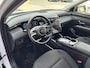 Hyundai Tucson 1.6 T-GDI HEV Comfort Smart | Stoel en stuurverwarming | Trekhaak | Adaptieve cruise control | Elektrische achterklep | Achteruitrij camera | Parkeersensoren voor en achter |
