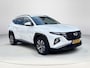 Hyundai Tucson 1.6 T-GDI HEV Comfort Smart | Stoel en stuurverwarming | Trekhaak | Adaptieve cruise control | Elektrische achterklep | Achteruitrij camera | Parkeersensoren voor en achter |