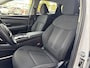 Hyundai Tucson 1.6 T-GDI HEV Comfort Smart | Stoel en stuurverwarming | Trekhaak | Adaptieve cruise control | Elektrische achterklep | Achteruitrij camera | Parkeersensoren voor en achter |