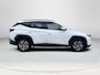 Hyundai Tucson 1.6 T-GDI HEV Comfort Smart | Stoel en stuurverwarming | Trekhaak | Adaptieve cruise control | Elektrische achterklep | Achteruitrij camera | Parkeersensoren voor en achter |
