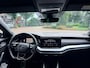 Skoda Octavia Combi 1.0 e-TSI Sport Business | DSG | CarPlay | Trekhaak | Luxe!