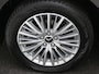 Mitsubishi Outlander 2.4 PHEV Pure / Stoelverwarming / Navigatie via Android Auto/Apple Carplay / Cruise Control / Achteruit Rij Camera / Trekhaak / 1500 kg Trekgewicht / Dealeronderhouden /