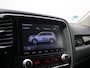 Mitsubishi Outlander 2.4 PHEV Pure / Stoelverwarming / Navigatie via Android Auto/Apple Carplay / Cruise Control / Achteruit Rij Camera / Trekhaak / 1500 kg Trekgewicht / Dealeronderhouden /