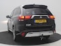 Mitsubishi Outlander 2.4 PHEV Pure / Stoelverwarming / Navigatie via Android Auto/Apple Carplay / Cruise Control / Achteruit Rij Camera / Trekhaak / 1500 kg Trekgewicht / Dealeronderhouden /