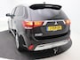 Mitsubishi Outlander 2.4 PHEV Pure / Stoelverwarming / Navigatie via Android Auto/Apple Carplay / Cruise Control / Achteruit Rij Camera / Trekhaak / 1500 kg Trekgewicht / Dealeronderhouden /