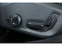 Volvo V90 T8 Plug-in hybrid AWD Ultra Dark | Bowers & Wilkins Premium Audio | Semi-elektrische Wegklapbare Trekhaak | Stoelventilatie | Stoelverwarming | Massage in voorstoelen | Luchtvering | 360° Parkeercamera | Parkeersensoren voor + achter | Stoelverwarming voor + achter